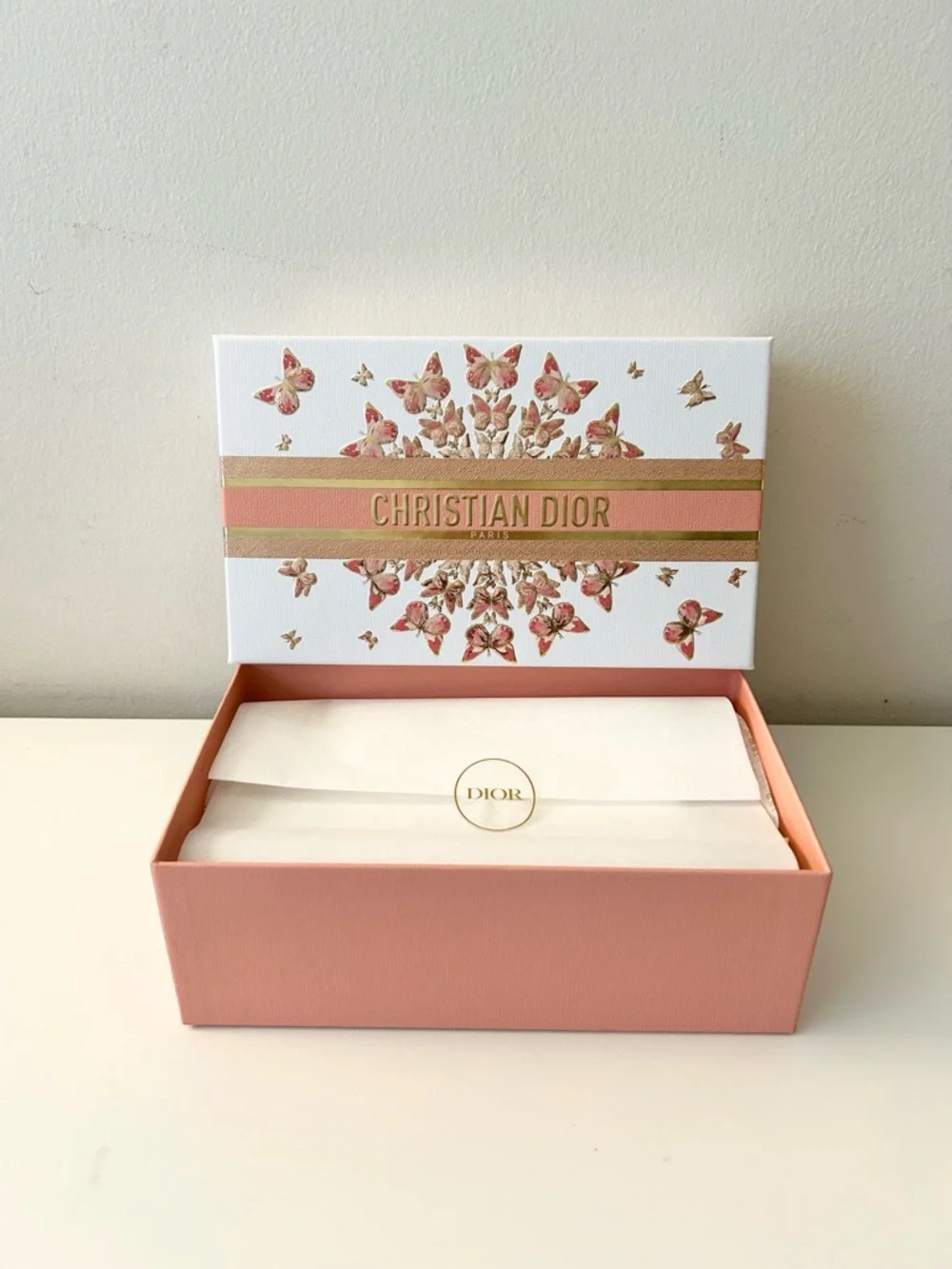 🌸DIOR Gift Box Limited Edition with tissue paper & card - Picture 5 of 10